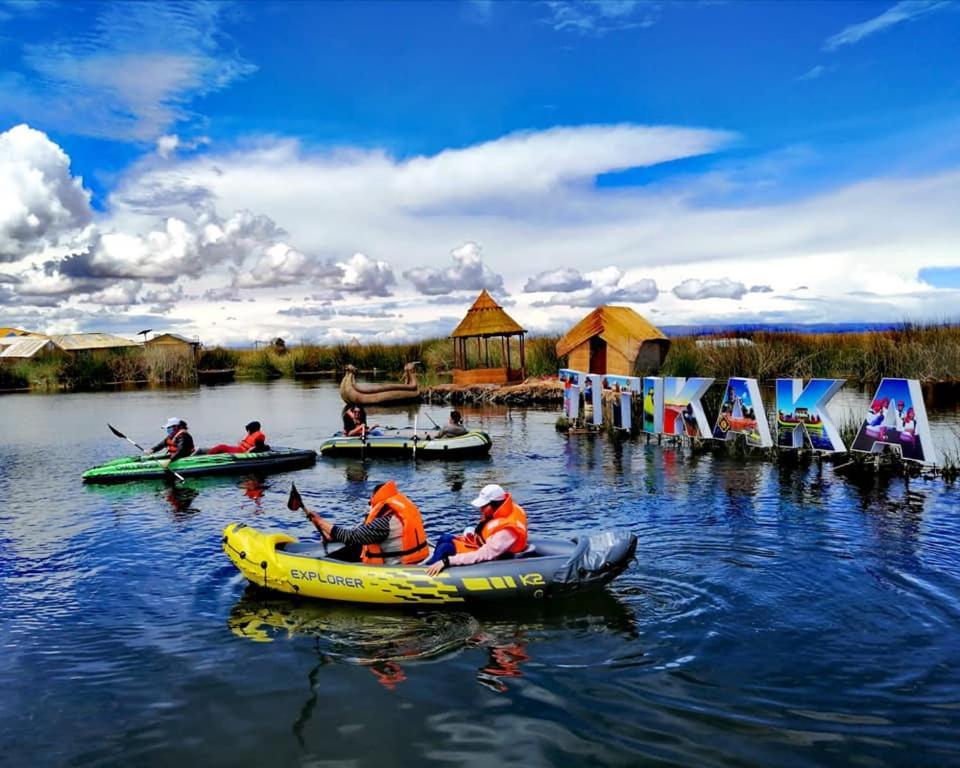 Uros Aruma Uro On Uros Floating Islands Puno Extérieur photo